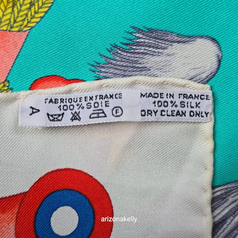 HERMÈS L'Armee Imperiale Russe de 1816 a 1916 Silk Scarf Hand Rolled Twill